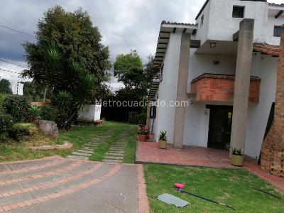 Casa en venta en Chuntame, Cajicá · foto 2 de 14