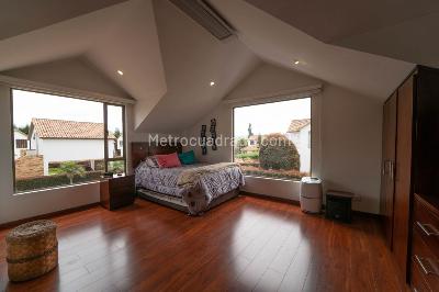 Casa de 4 alcobas en venta en Granjitas, Cajicá, 240 m² · foto 13 de 16