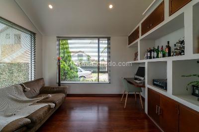 Casa de 4 alcobas en venta en Granjitas, Cajicá, 240 m² · foto 4 de 16