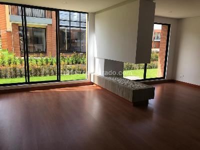 Casa en arriendo en Chunugua, Cajicá · foto 13 de 14