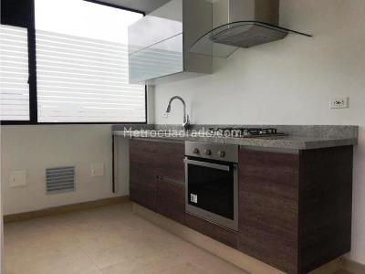 Apartaestudio en venta en San Patricio, Bogotá, 68 m² · foto 4 de 18