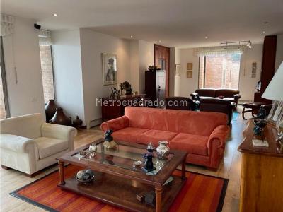 Apartamento de 3 alcobas en venta en Bosque Medina, Bogotá, 225 m² · foto 3 de 20