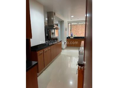 Apartamento de 3 alcobas en venta en Bosque Medina, Bogotá, 225 m² · foto 9 de 20