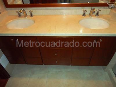 Apartamento en venta en Santa Barbara, Bogotá · foto 12 de 16