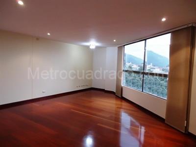 Apartamento en venta en Santa Barbara, Bogotá · foto 3 de 16