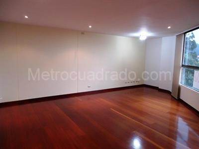 Apartamento en venta en Santa Barbara, Bogotá · foto 4 de 16