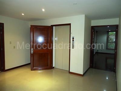 Apartamento en venta en Santa Barbara, Bogotá · foto 5 de 16