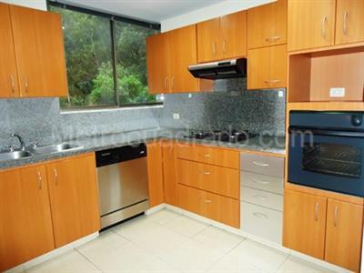 Apartamento en venta en Santa Barbara, Bogotá · foto 6 de 16