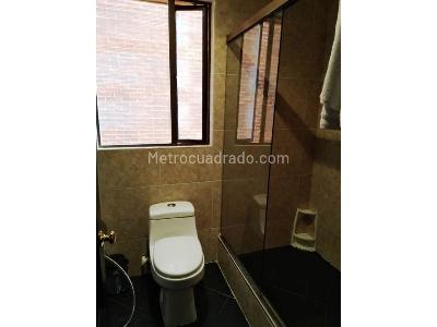 Apartamento de 3 alcobas en venta en Bosque De La Cañada, Bogotá, 217 m² · foto 10 de 19
