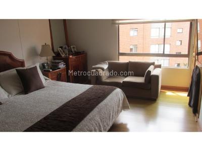 Apartamento en venta en La Carolina, Bogotá · foto 2 de 13