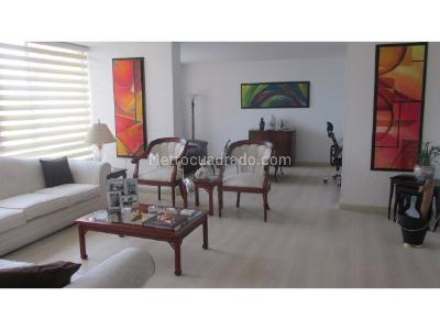 Apartamento en venta en La Carolina, Bogotá · foto 4 de 13