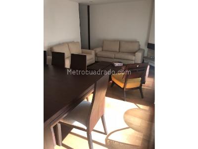 Apartamento de 3 alcobas en venta en Chico Navarra, Bogotá, 140 m² · foto 2 de 11