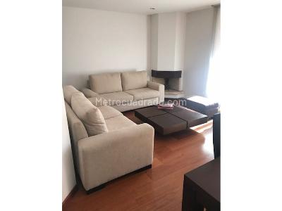 Apartamento de 3 alcobas en venta en Chico Navarra, Bogotá, 140 m² · foto 3 de 11