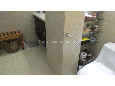 Apartamento en venta en La Carolina, Bogotá · foto 6 de 15