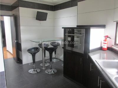 Apartamento en venta en Santa Barbara, Bogotá · foto 10 de 20