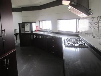 Apartamento en venta en Santa Barbara, Bogotá · foto 13 de 20