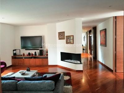 Apartamento de 4 alcobas en venta en Montearroyo, Bogotá, 275 m² · foto 17 de 20