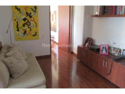 Apartamento de 3 alcobas en venta en Bosque De Pinos, Bogotá, 205 m² · foto 8 de 18