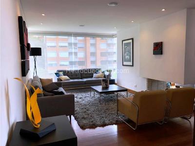 Apartamento de 3 alcobas en venta en Bosque De La Cañada, Bogotá, 203 m² · foto 2 de 13