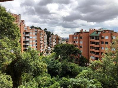 Apartamento de 3 alcobas en venta en Bosque De La Cañada, Bogotá, 203 m² · foto 9 de 13