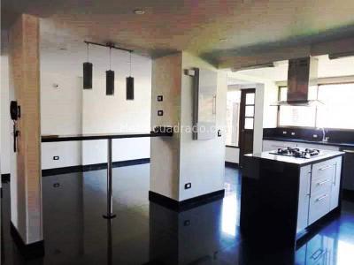 Casa de 3 alcobas en venta en San Jose De Bavaria, Bogotá, 160 m² · foto 7 de 20
