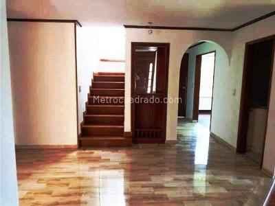 Casa de 3 alcobas en venta en San Jose De Bavaria, Bogotá, 160 m² · foto 11 de 20