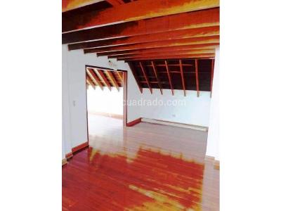 Casa de 3 alcobas en venta en San Jose De Bavaria, Bogotá, 160 m² · foto 13 de 20
