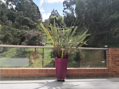 Apartamento en venta en Bosque De Pinos, Bogotá · foto 4 de 12