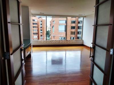 Apartamento de 4 alcobas en venta en La Carolina, Bogotá, 297 m² · foto 4 de 20