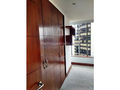 Apartamento de 4 alcobas en venta en La Carolina, Bogotá, 297 m² · foto 11 de 20