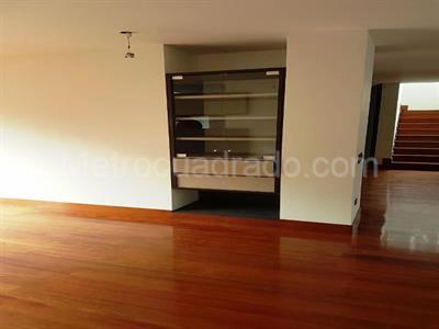 Apartamento de 3 alcobas en venta en Sierras Del Moral, Bogotá, 264 m² · foto 12 de 12
