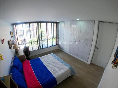 Apartamento de 3 alcobas en venta en Santa Paula, Bogotá, 152 m² · foto 7 de 11
