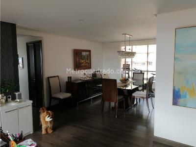 Apartamento en venta en Bella Suiza, Bogotá · foto 2 de 14