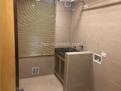 Apartamento de 3 alcobas en venta en Santa Barbara, Bogotá, 300 m² · foto 10 de 13