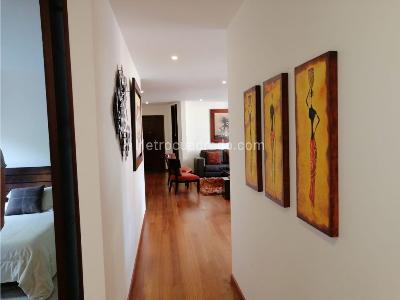 Apartamento de 3 alcobas en venta en Bella Suiza, Bogotá, 222 m² · foto 9 de 20