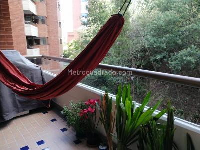 Apartamento de 3 alcobas en venta en Bella Suiza, Bogotá, 222 m² · foto 12 de 20