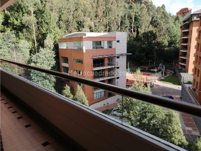 Apartamento de 3 alcobas en venta en Bella Suiza, Bogotá, 222 m² · foto 13 de 20