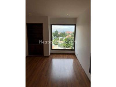 Apartamento en venta en Santa Barbara Alta, Bogotá · foto 3 de 20