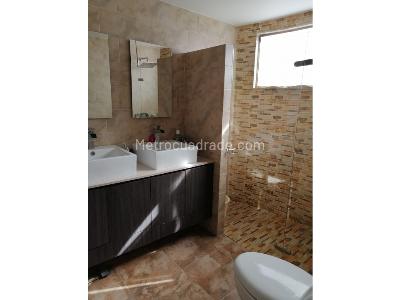 Apartamento de 3 alcobas en venta en Bella Suiza, Bogotá, 160 m² · foto 18 de 20