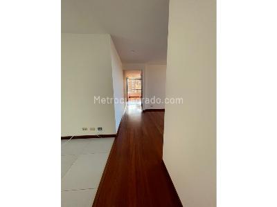 Apartamento de 3 alcobas en venta en Bella Suiza, Bogotá, 147 m² · foto 8 de 20