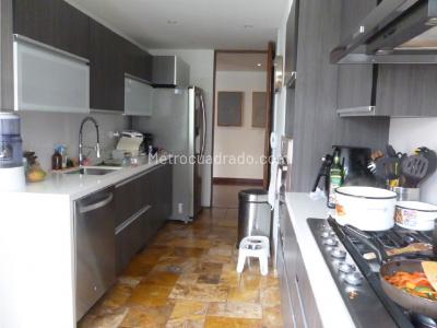 Apartamento de 3 alcobas en venta en Bosque Medina, Bogotá, 206 m² · foto 13 de 19