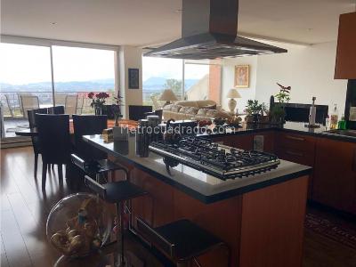 Apartamento de 4 alcobas en venta en Bosque Medina, Bogotá, 227 m² · foto 2 de 19