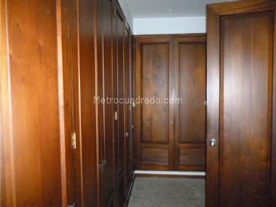Apartamento de 3 alcobas en venta en Bosque Medina, Bogotá, 247 m² · foto 5 de 20