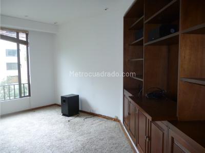 Apartamento de 3 alcobas en venta en Bosque Medina, Bogotá, 247 m² · foto 8 de 20