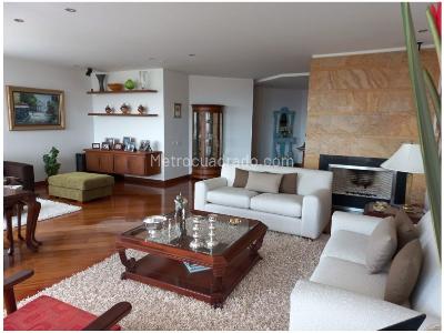 Apartamento de 3 alcobas en venta en Bosque Medina, Bogotá, 250 m² · foto 1 de 18