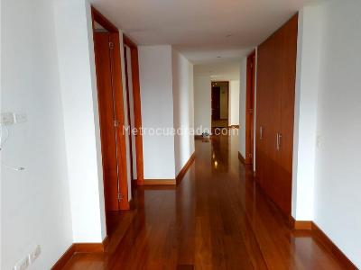 Apartamento en venta en Bosque De Pinos, Bogotá · foto 8 de 20