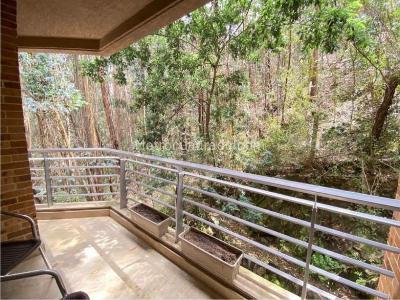 Apartamento de 4 alcobas en venta en Bosque Medina, Bogotá, 250 m² · foto 2 de 20