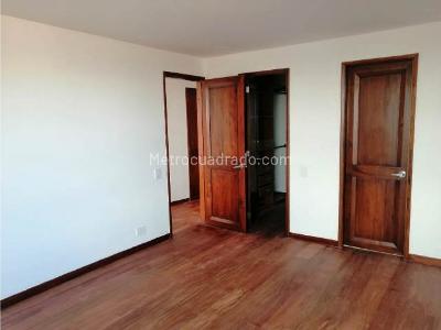 Apartamento de 3 alcobas en venta en Bella Suiza, Bogotá, 160 m² · foto 12 de 20