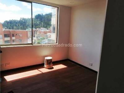 Apartamento de 3 alcobas en venta en Bella Suiza, Bogotá, 160 m² · foto 3 de 20