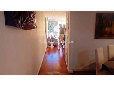 Apartamento de 3 alcobas en venta en Bella Suiza, Bogotá, 147 m² · foto 2 de 20